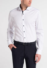 Load image into Gallery viewer, Eterna Slim Fit Shirt White 8100/00 - JR MCMAHON EXCLUSIVE MENSWEAR
