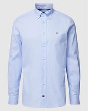 Load image into Gallery viewer, Tommy Hilfiger Regular Fit Oxford Shirt
