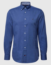 Load image into Gallery viewer, Tommy Hilfiger Regular Fit Oxford Shirt
