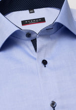 Load image into Gallery viewer, Eterna Modern Fit Shirt Blue 8100/12
