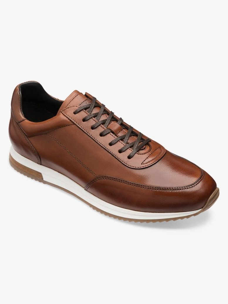 Loake Bannister Trainer